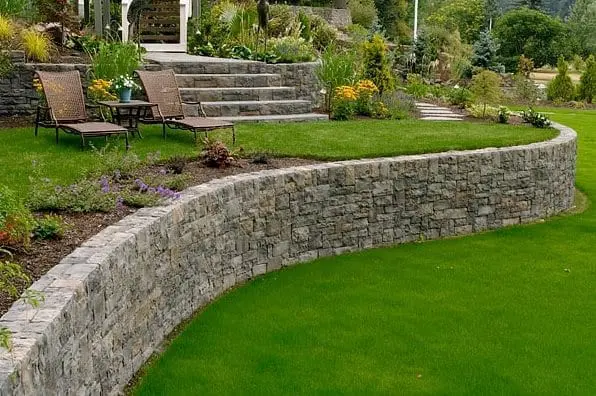 curved-retaining-wall-big-sky-landscaping-inc_2062