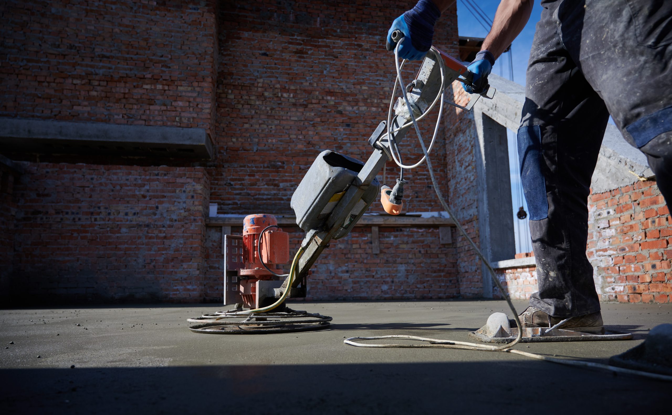 Special modern equipment for high-quality floor installation